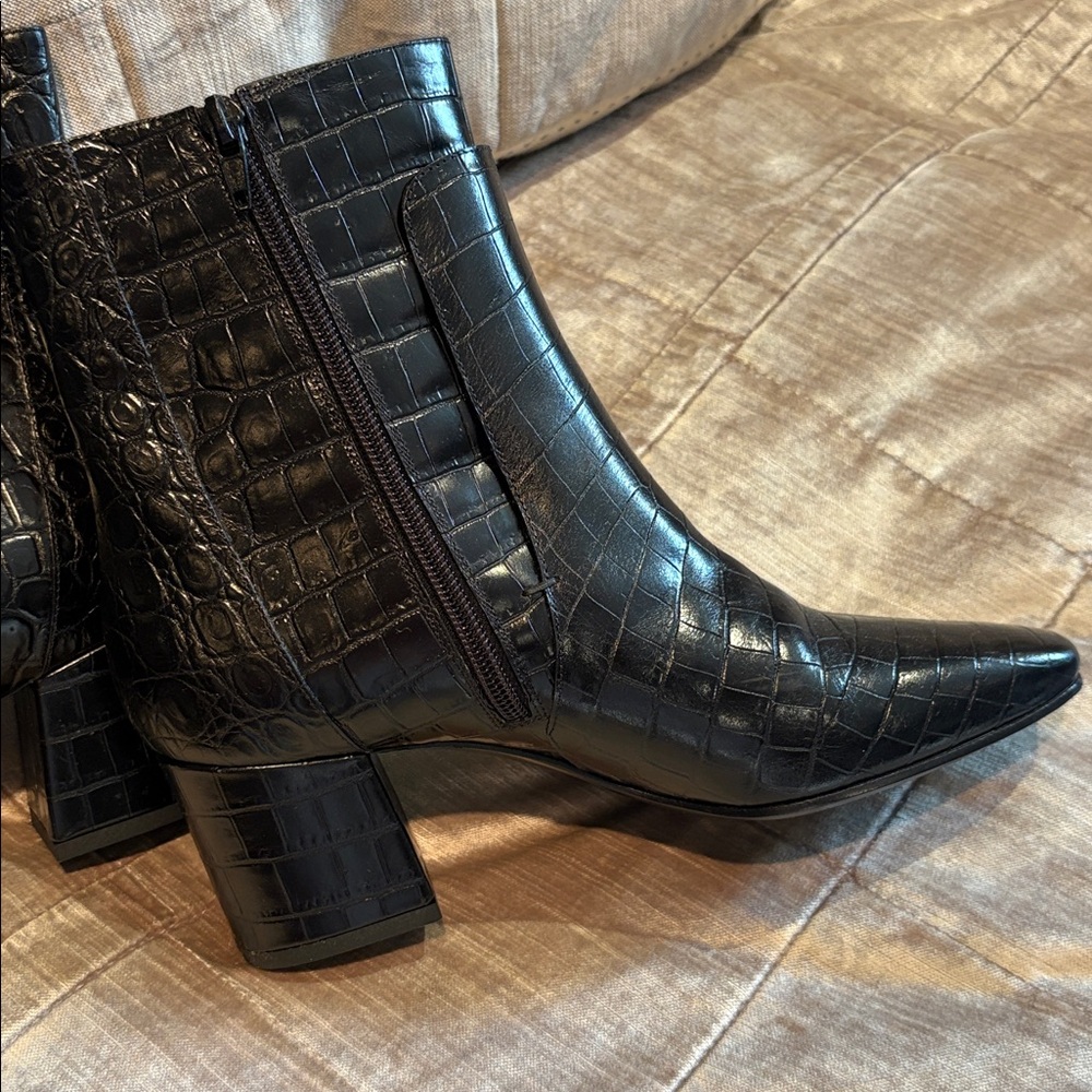 Givenchy Black Croc-Pattern Ankle Boots Size 37 I… - image 6